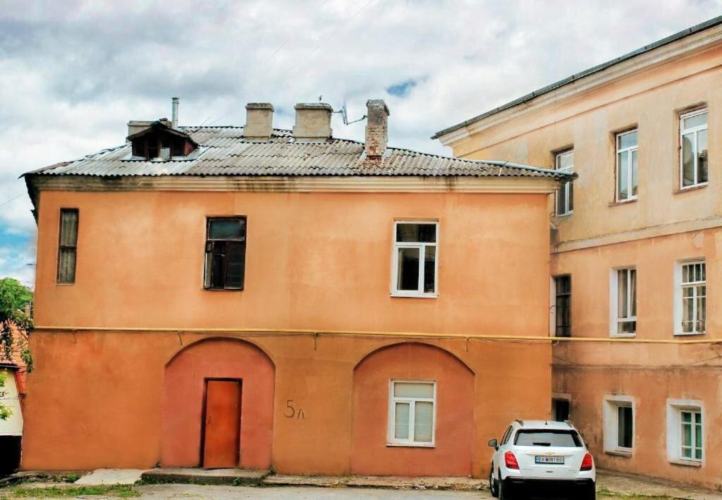 Sunrise Apartment Kamianets-Podilskyi Ngoại thất bức ảnh